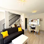 Casa Indipendente, 500 M Dal Mare, Wifi, Free Park