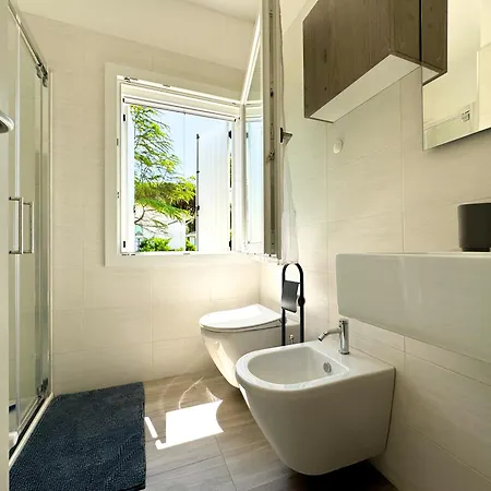 Casa Indipendente, 500 M Dal Mare, Wifi, Free Park Appartamento *