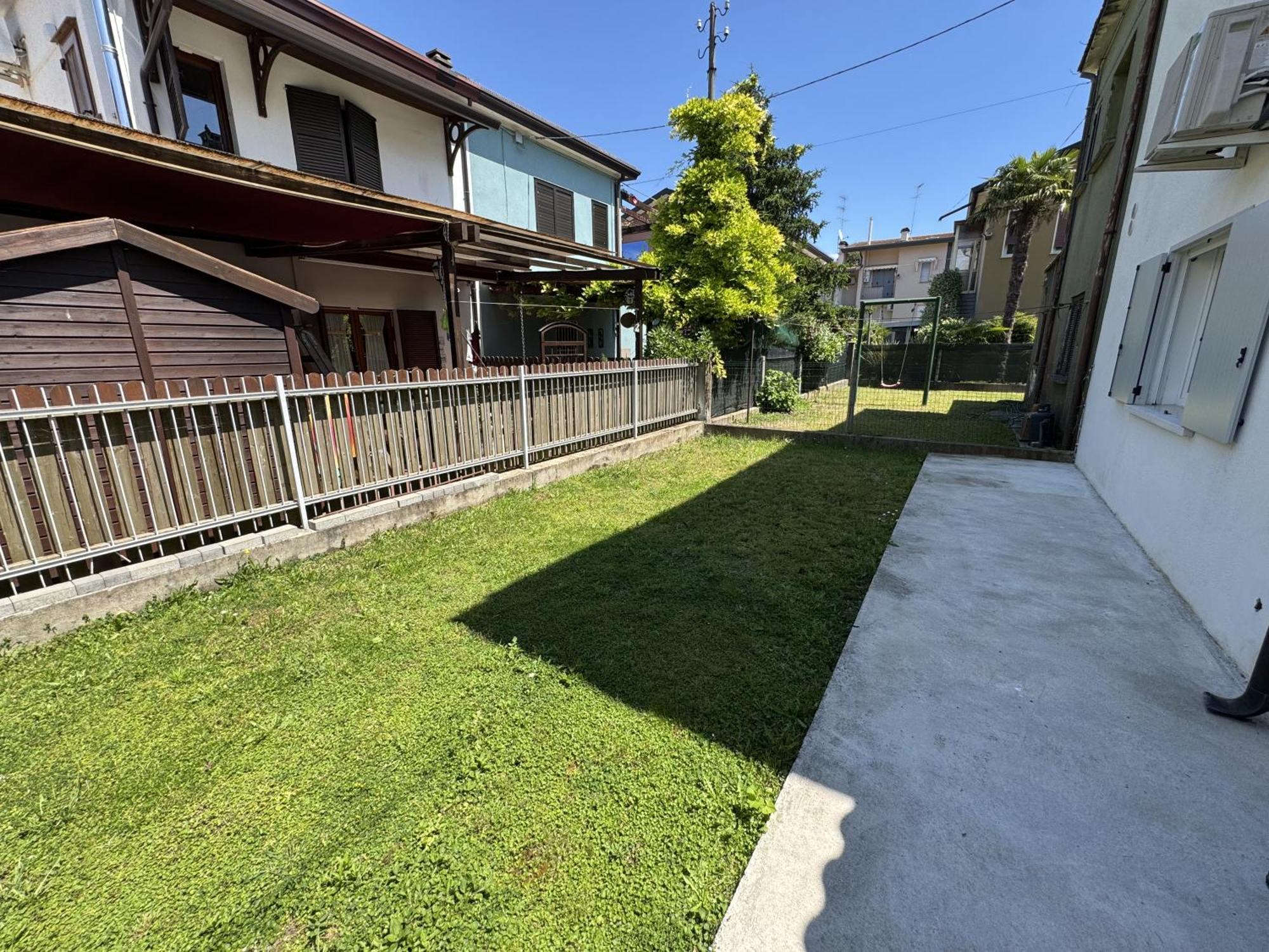 Casa Indipendente, 500 M Dal Mare, Wifi, Free Park Appartamento