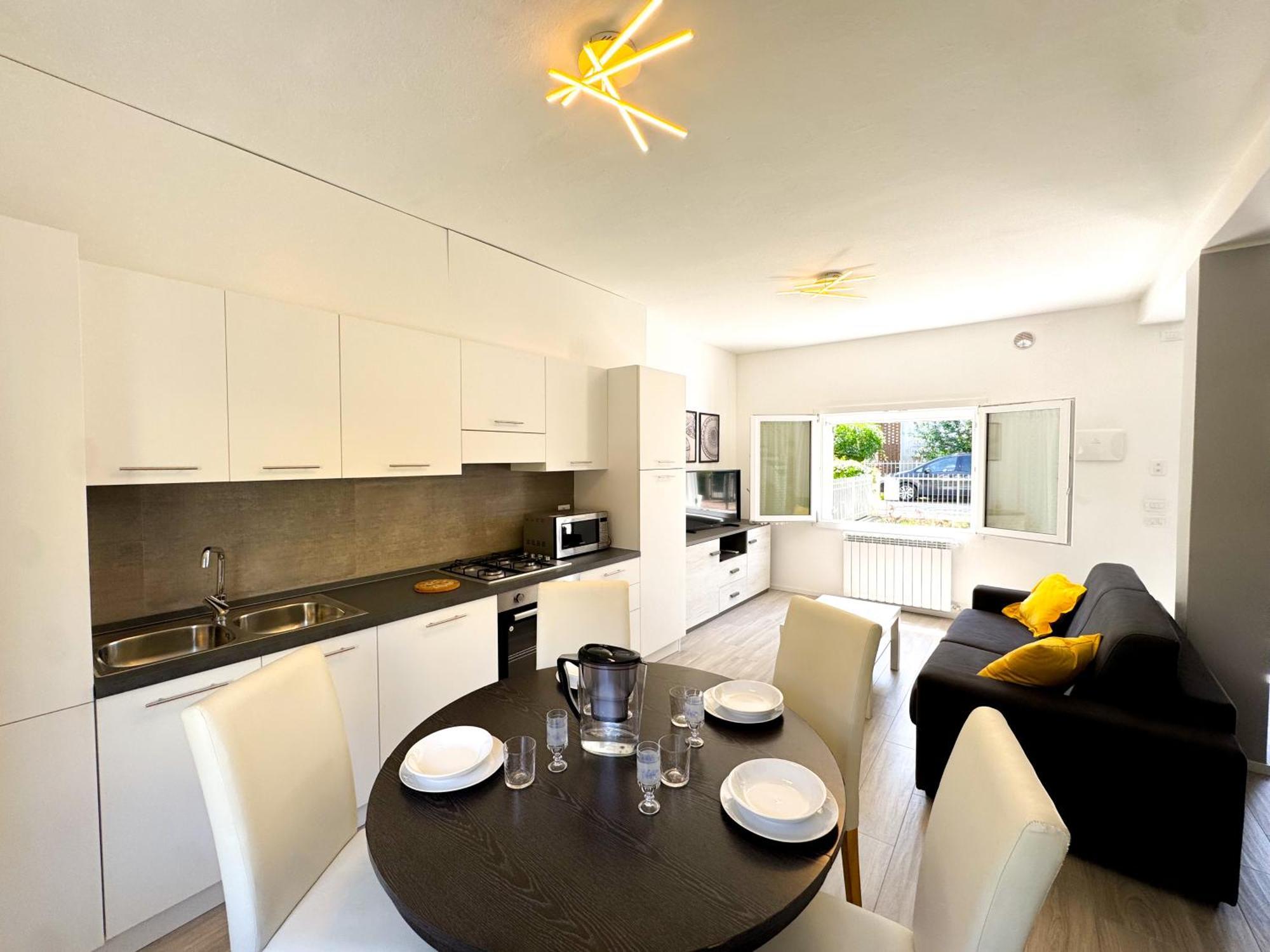 Casa Indipendente, 500 M Dal Mare, Wifi, Free Park Appartamento